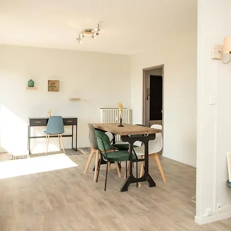 Apartment Le Parc - Confortable T4 A Poitiers